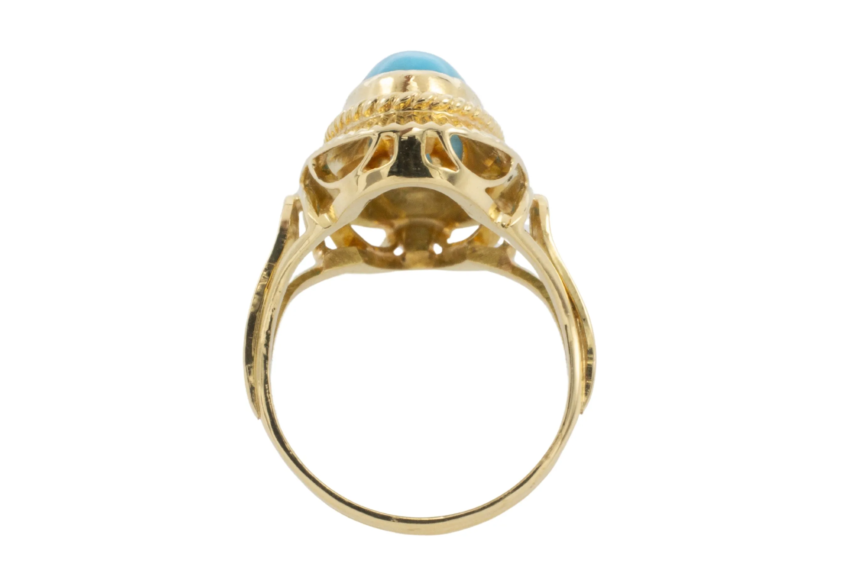 18 carat gold cabochon turquoise ring