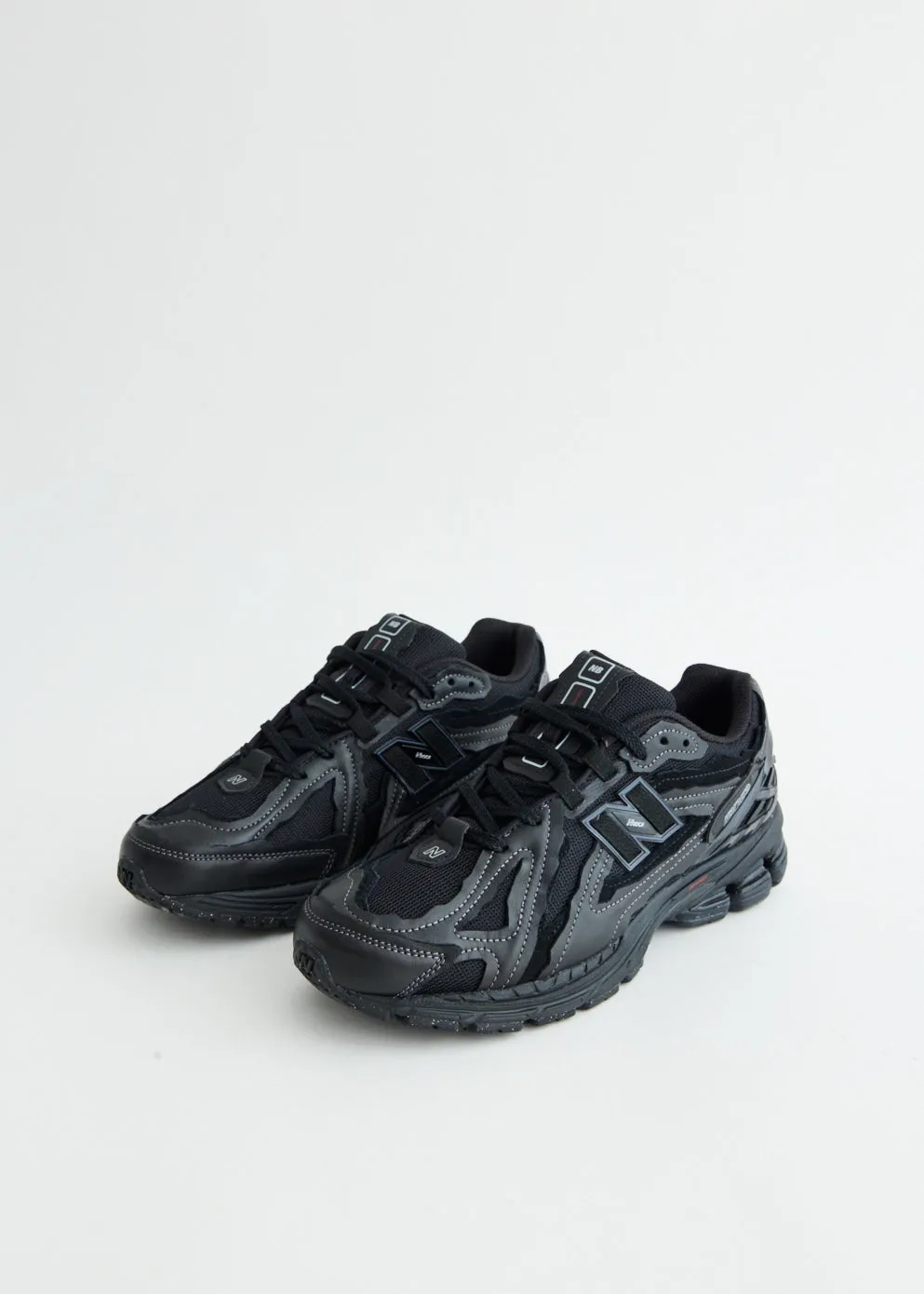 1906D New Vintage 'Black' Sneakers