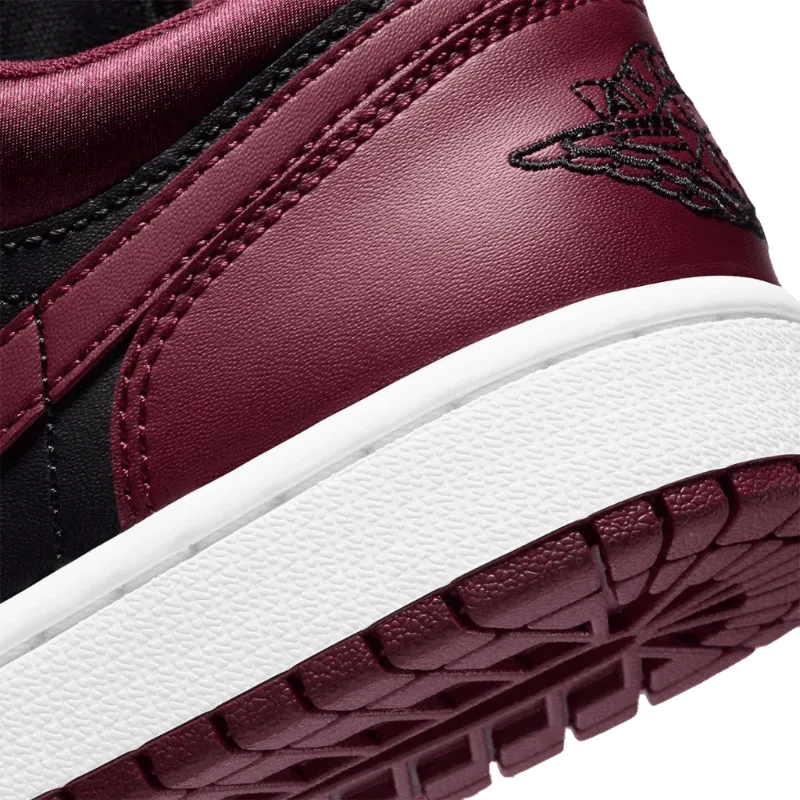 Air Jordan 1 Low Dark Beetroot