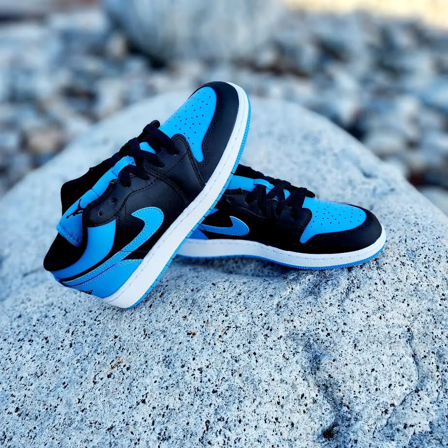 Air Jordan 1 Low GS 'UNC Toe"