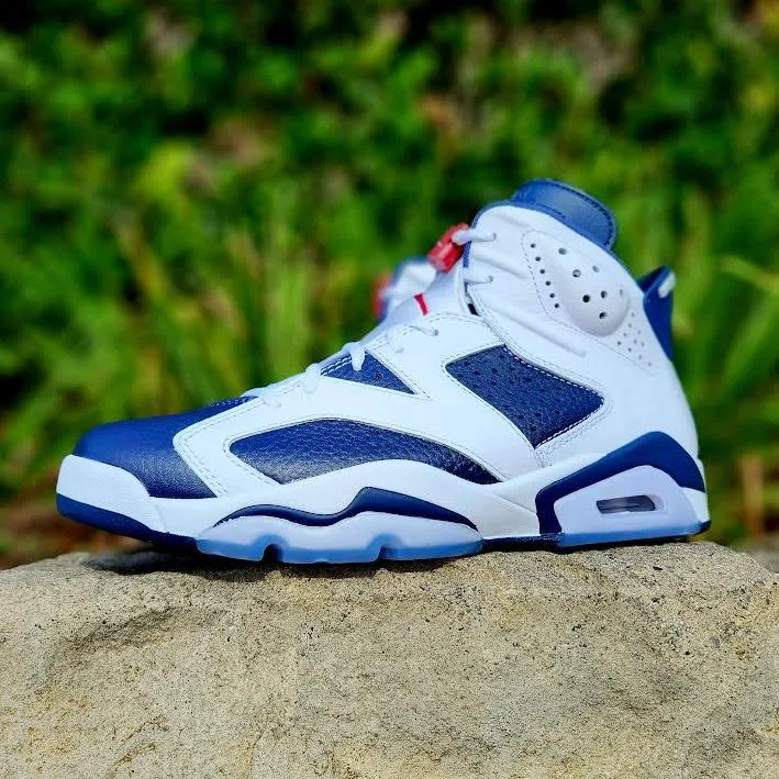 Air Jordan 6 Retro "White and Midnight Navy"