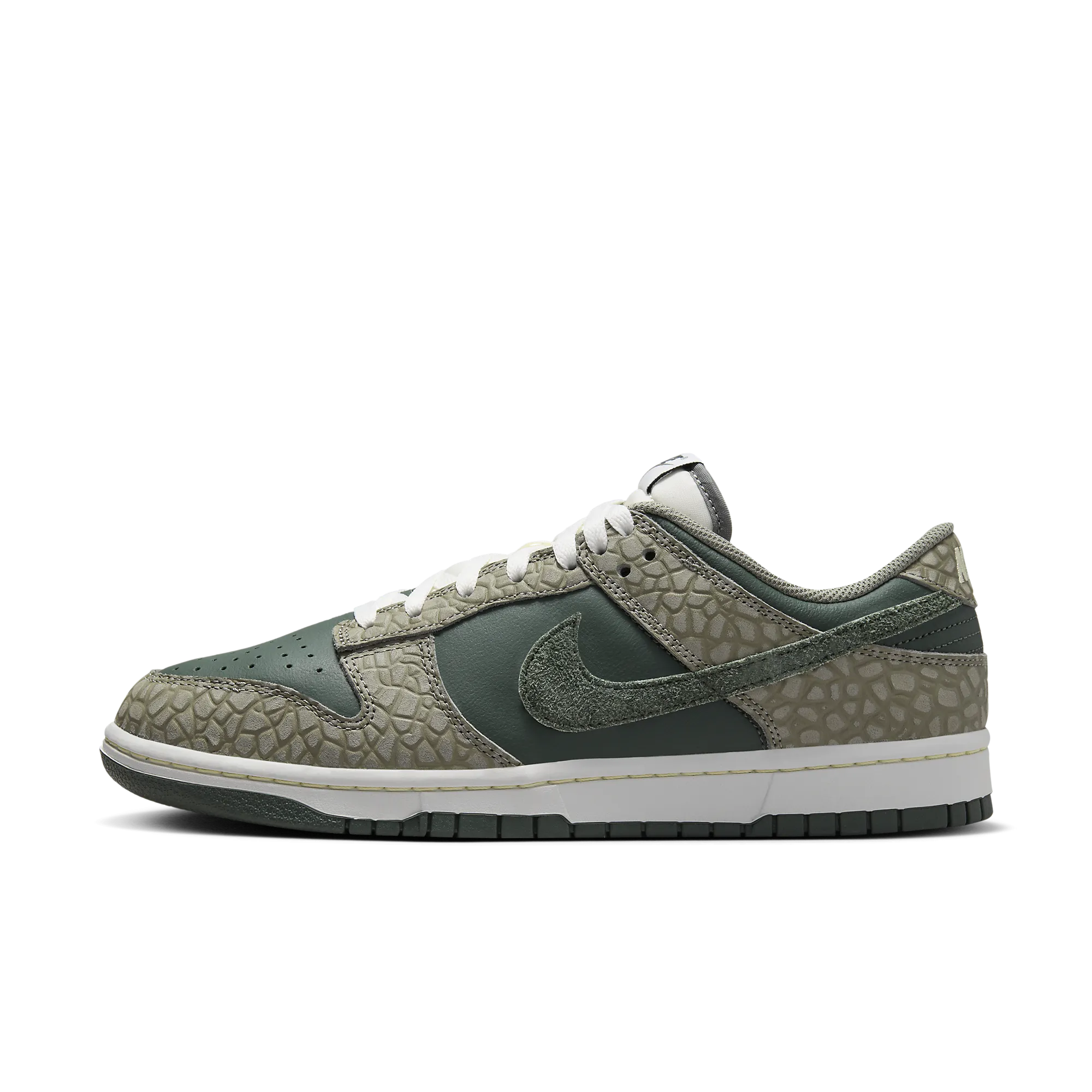 Dunk Low Retro PRM