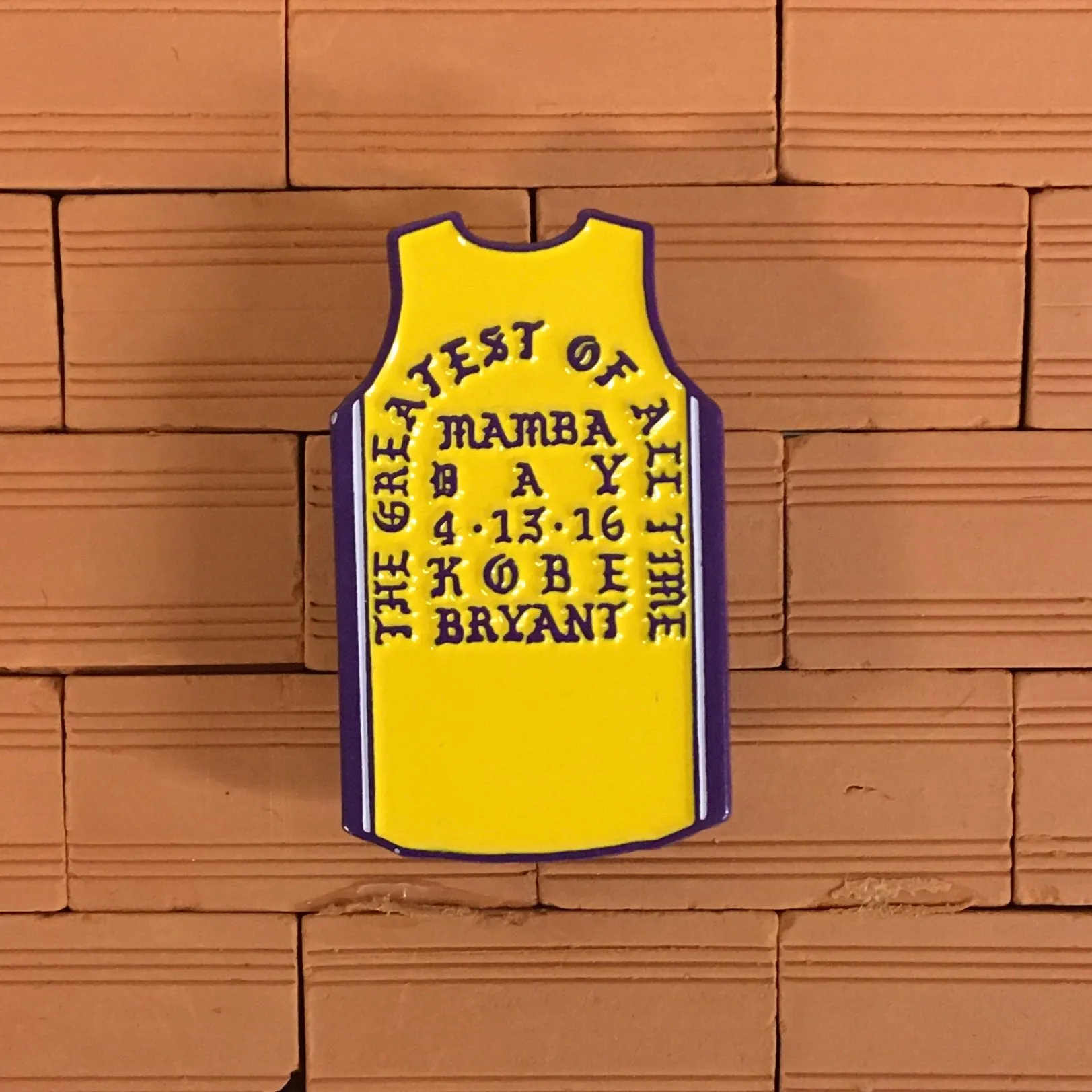 Kobe jersey pin